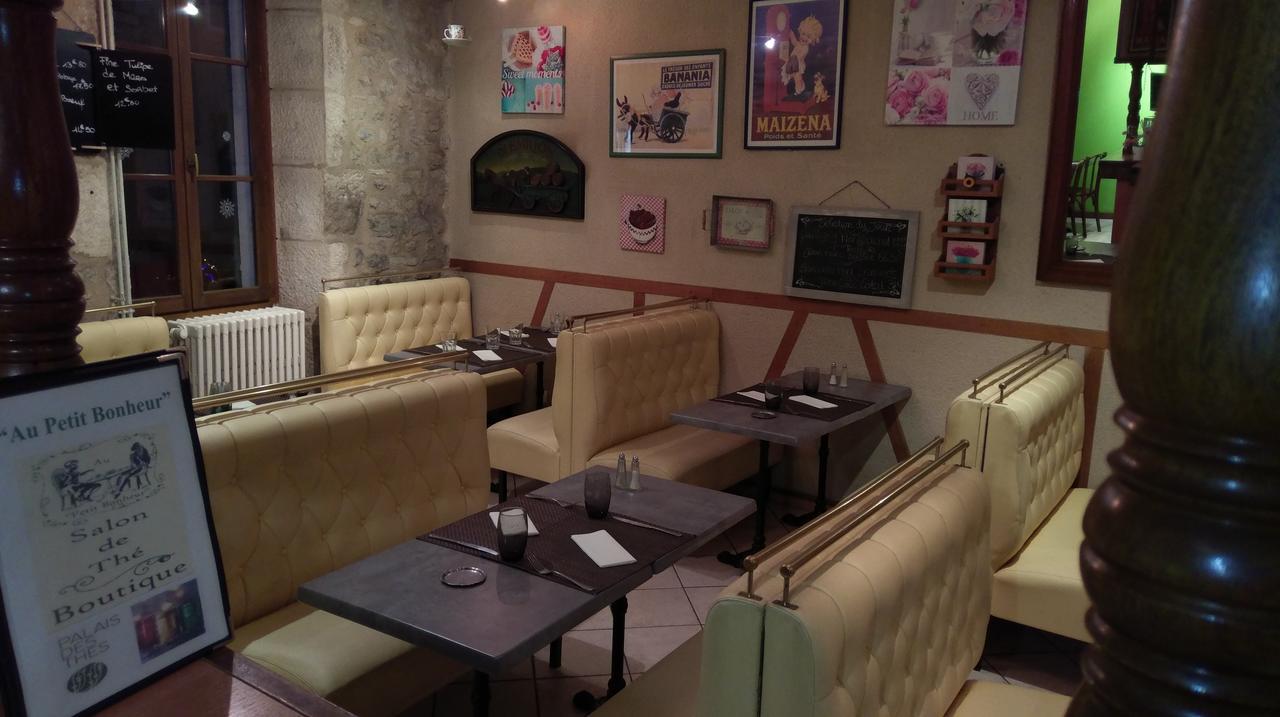 Logis De L'Europe Restaurant Le Cepage Hotel Corbigny Bagian luar foto